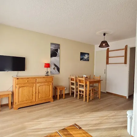 Studio Les Deux Alpes, 1 Piece, 4 Personnes - Fr-1-348-221 Apartment *